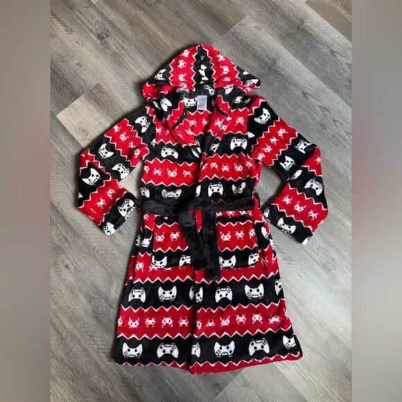 Cuddl Duds Gamer Cozy Fleece Robe Boys Black Red White - Picture 3 of 5